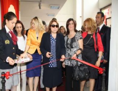 Aydınlı Öğrencilerden Ortak Yılsonu Resim Sergisi