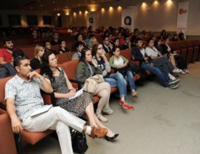 Gençlik Akademisi'nden Gençlere Kariyer Eğitimi