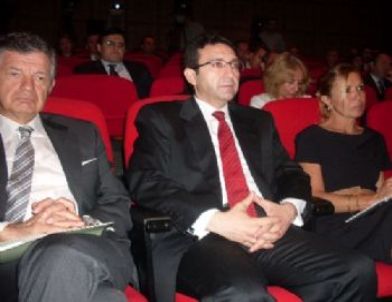 İMKB Başkanı'ndan Şirketlere: Birleşmelerde Sermaye Piyasalarından Yararlanın