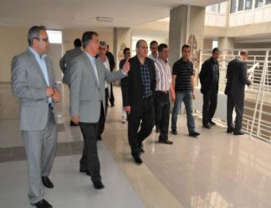 Milletvekili Baloğlu, Ücretsiz Dershaneyi Gezdi