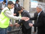 VAKIFLAR HAFTASI - Vakıflar Haftası'nda Vatandaşlara Bal Şerbeti İkram Edildi