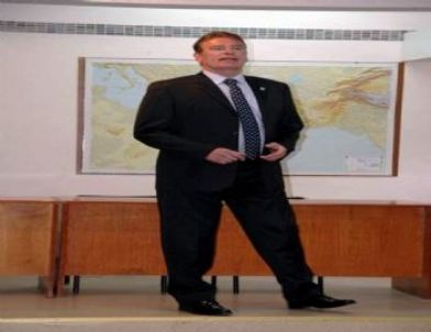 ADÜ Emlak Sektörünün Geleceğini Masaya Yatırdı