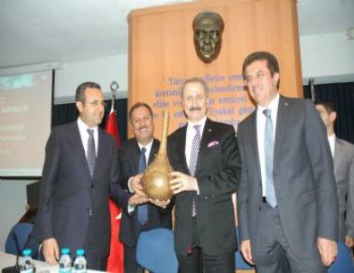 Ekonomi Bakanı Çağlayan Denizli'de