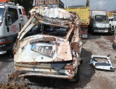 Düğün Yolunda Kaza: 2'si Çocuk 3 Ölü, 8 Yaralı