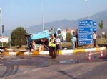 VOLKAN YAMAN - Edremit’te Trafik Kazası: 1 Ölü, 1 Ağır Yaralı