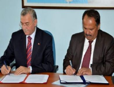 ESOGÜ İle Tülomsaş Raylı Sistemler Protokolü İmzaladı