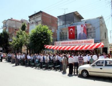 Akhisar Balıkesirliler Dernek Binası Törenle Açıldı