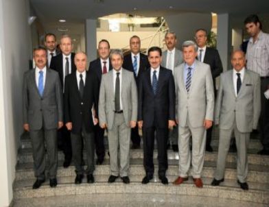 Bakan Ergün OSB Yöneticileriyle Bir Araya Geldi