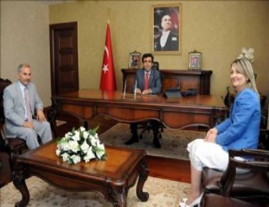 Hülya Ertürk Koç’tan Vali Güzeloğlu’na Ziyaret