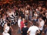 MILANGAZ - Beşiktaş Taraftarı 37 Yıl Sonra Gelen Şampiyonluğu Kutluyor