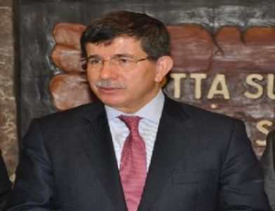 Ahmet Davutoğlu: Annan İle Suriye'yi ve Kanı Durduracak Girişimleri Konuştum