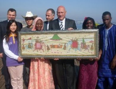 Türkçe Çocuklarından Turkcell'e Ziyaret