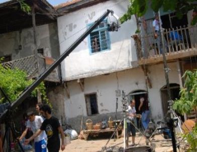 'Kötü Yol' Dizisinin Çekimleri Kozan'da Başladı