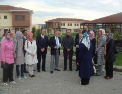 AK Parti'li Vural Kavuncu Açıklama Yaptı