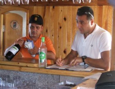 Teknelerde Kaçak İçki Ele Geçirildi