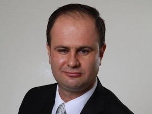 Abdullah Tekbaş istifa ediyor