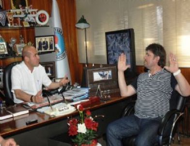 Ahmet Şafak Başkan Sözlü’yü Ziyaret Etti