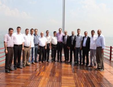 Başkan Ayaz Erzulumlularla Bir Araya Geldi