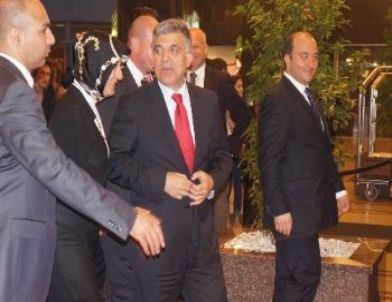 Cumhurbaşkanı Abdullah Gül, Beatrix'in Düzenlediği Resepsiyona Katıldı