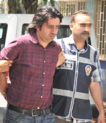 15'lik Kız Öğrencisiyle Yatakta Basıldı!