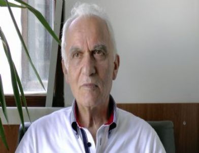 Eski Dışişleri Bakanı Yakış Oxford Yolcusu