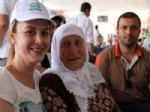 AHMET HAMDI AKPıNAR - Vosvosçular, Yaşlılar İçin Kontak Çevirdi