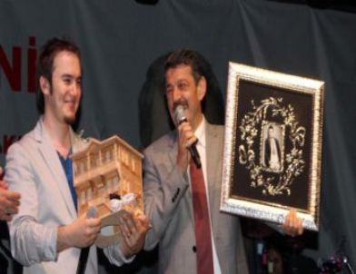 Mustafa Ceceli Bartın'da Hayranlarıyla Buluştu