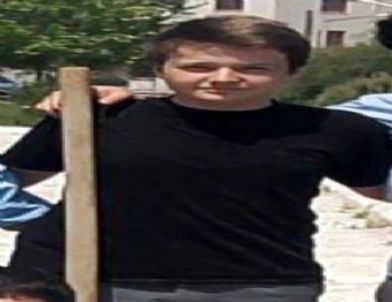 Sendika Başkanı Öğretmen Okulda Öğrenci Dövdü, İdare 20 Gün İşlem Yapmadı