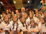 Topbaş, Türkçe Olimpiyatları Kültür Şöleni'nde Stantları Gezdi