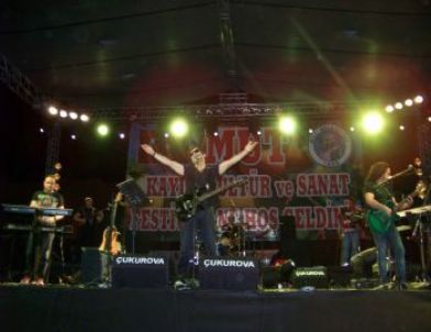 Grup Ayna ve Yusuf Güney Coşturdu