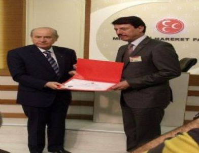 İzgioğlu, Sertifikasını Bahçeli’den Aldı