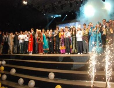 Olimpiyat Çocukları Şanlıurfa’da Türkçe, Kürtçe ve Arapça Şarkılar Söyledi