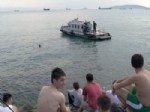 FILM GIBI - Serinlemek İçin Denize Giren Vatandaş Ceset Buldu