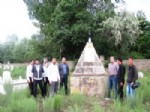 OTORITE - Asimder’den Milli Kahraman Hacı Ekber Tufan'ın Mezarına Ziyaret