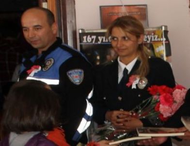 Foça'da Trafik Kazası: 1 Ölü