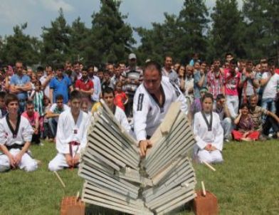 20 Mermeri Tek Vuruşta İkiye Ayırdı