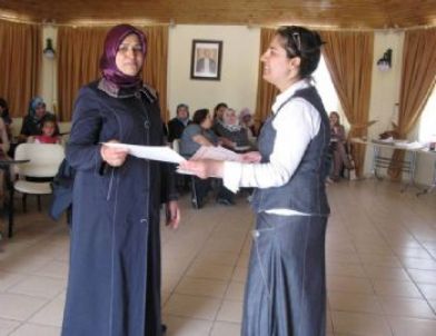 Çubuk Aile ve Toplum Merkezinde Sertifika Heyecanı - Ankara