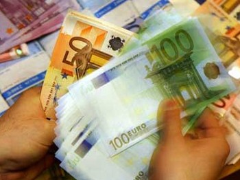 Dolar Güne 1,8472 TL, Euro 2,3106 TL’den Başladı
