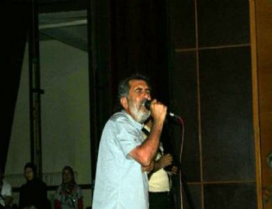 Hakkari’de Cevdet Bağca Konseri
