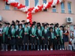 Malkara Hüsniye Hanım Teknik ve Endüstri Meslek Lisesi'nde  Düzenlenen Geceyle, 4 Yıllık Eğitim-öğretimini Tamamlayan 155 Öğrenci Mezun Oldu.