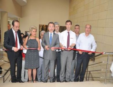 Polis Memurundan Kuş Fotoğraf Sergisi Açtı.