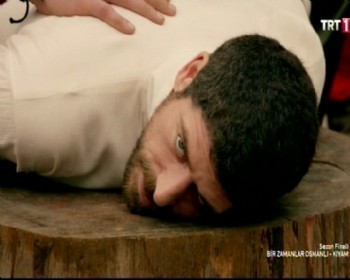 Solakbaşı Murat Kelime-i Şahadet Getirip İdam Sehbasına Yattı