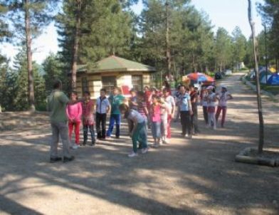 Çet’te Kamp, Karaarmut’ta Piknik