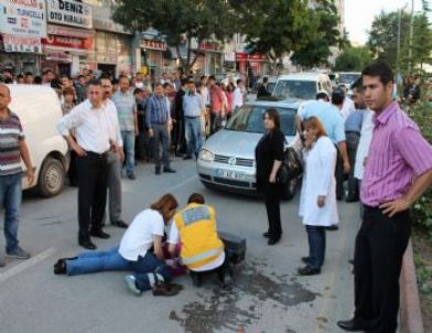 Kirsehir De Yayaya Otomobil Carpti Kirsehir