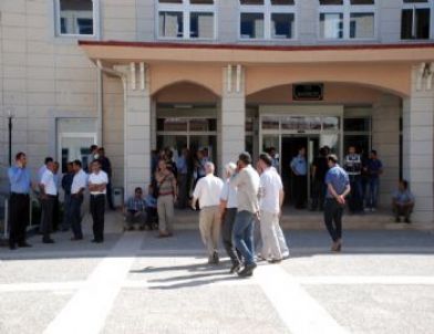 Başkan Sadak ve Eski Siski Müdürü Bilek Serbest Bırakıldı