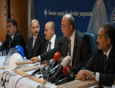 Eğitim Çalışmalarını Darağaçlı, Sopalı Protesto