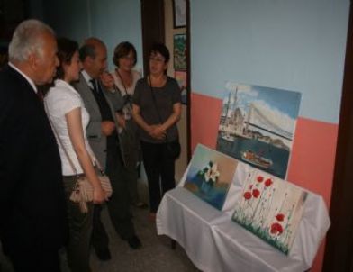 Filyos’ta Öğretmen ve Öğrencilerden Resim Sergisi