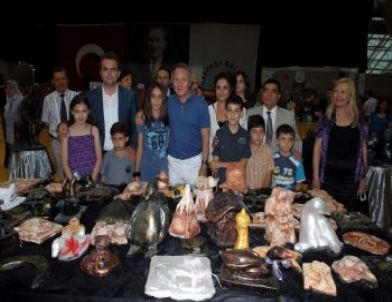 Kursiyerlerden 5 Bin Eserlik Sergi