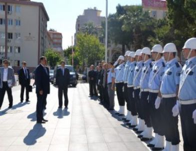 Bakan Eroğlu Manisa Valisi Daşöz'ü Ziyaret Etti