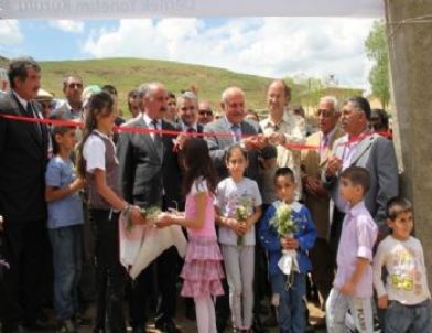 Damlıca Köyü Şenlikleri Törenlerle Başladı